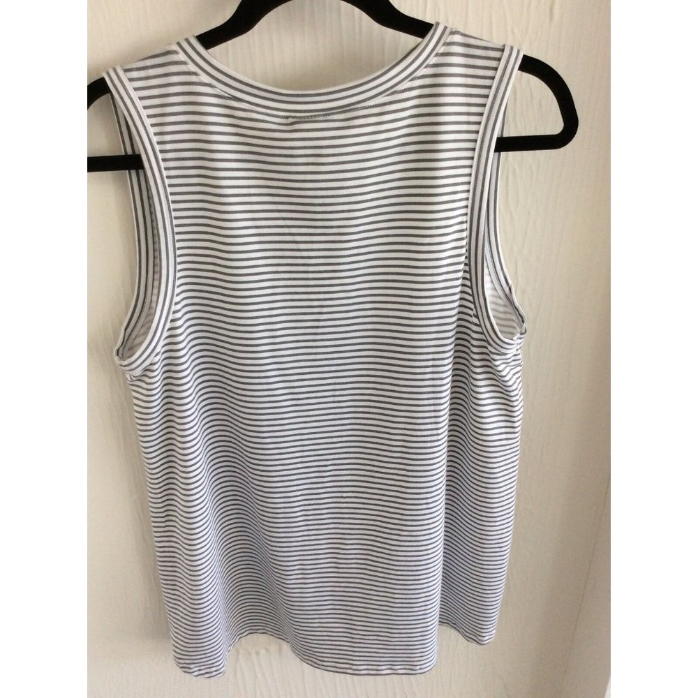 NWT Penn State Nittany Lions, Womens Top, Size L, Very Attractive Top - Picture 7 of 8